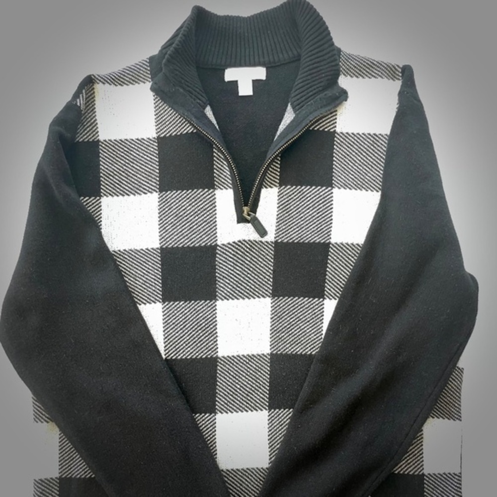 Charter Club black/white checkered quarter zip sweater (M)​​